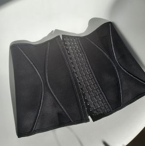Brand New Neoprene Waist Trainer size xl